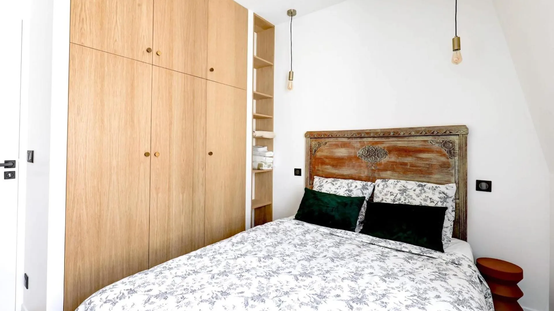 Concorde 3Br Green Paris Apartment